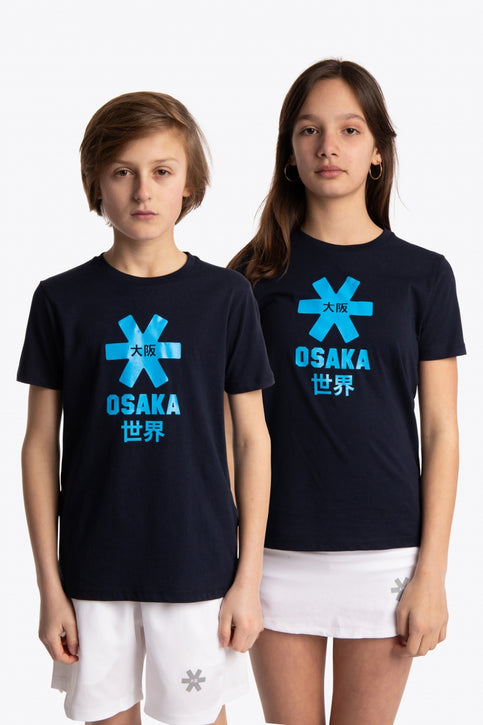 Boy and girl wearing the Osaka kids tee short sleeve navy with logo in blue. Front view