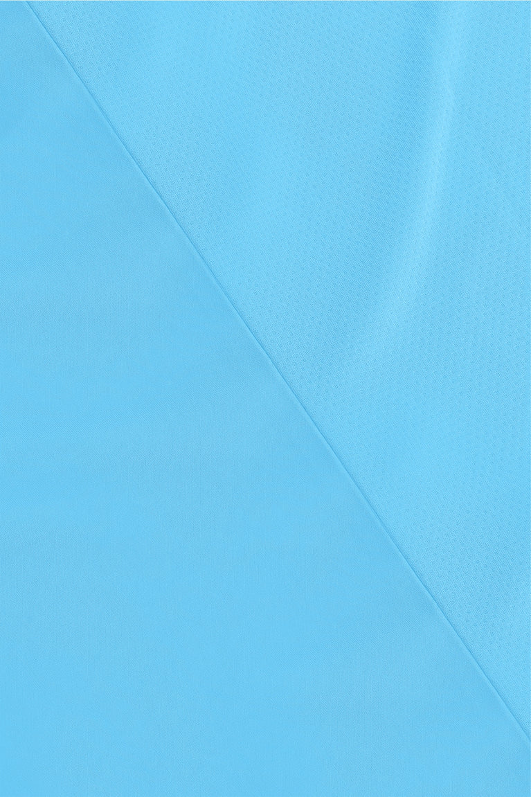 Osaka women tee short sleeve in light blue with logo in grey. Detail fabric view