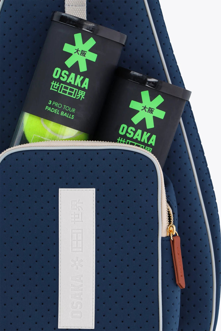 Osaka neoprene padel bag in navy with structure and logo in white. Detail compartment view