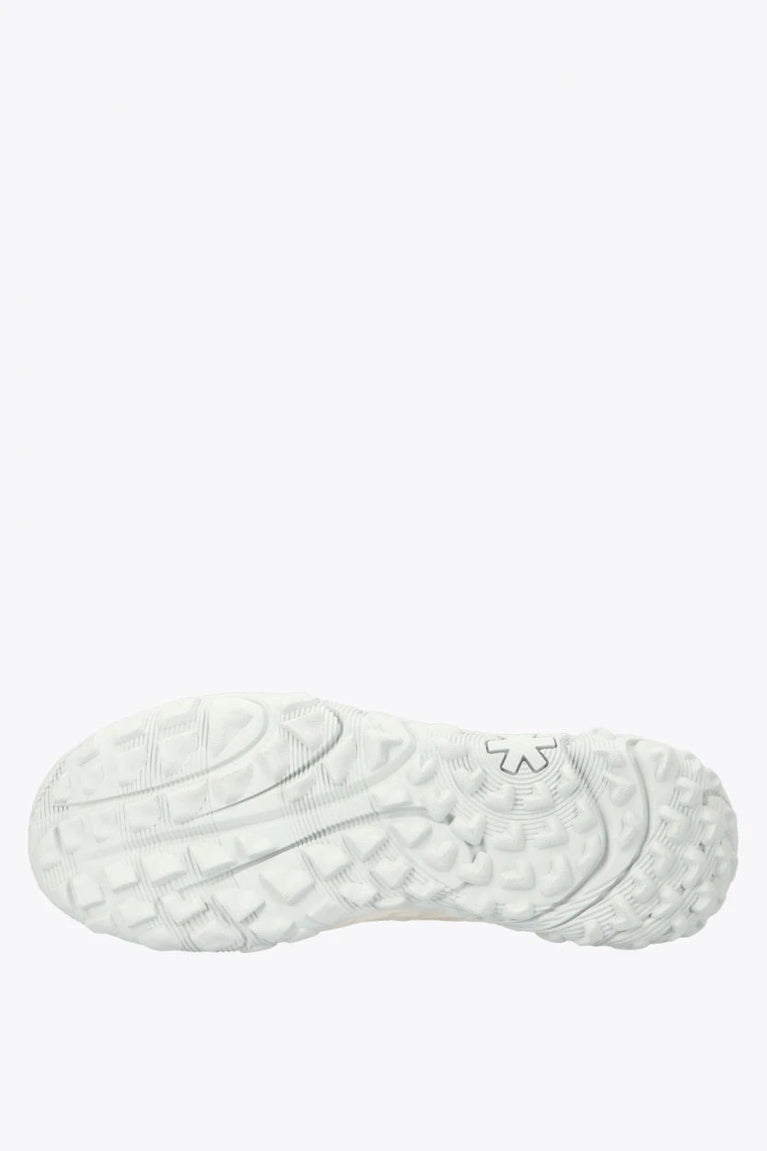 Osaka footwear Kai Mk1 in oxy fire and cream jade with logo in green. Sole view