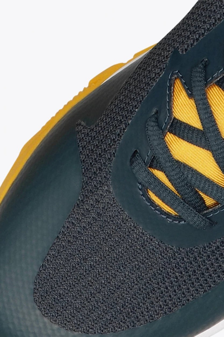 Osaka footwear Kai Mk1 in french navy and honey comb with logo. Detail shoelace view