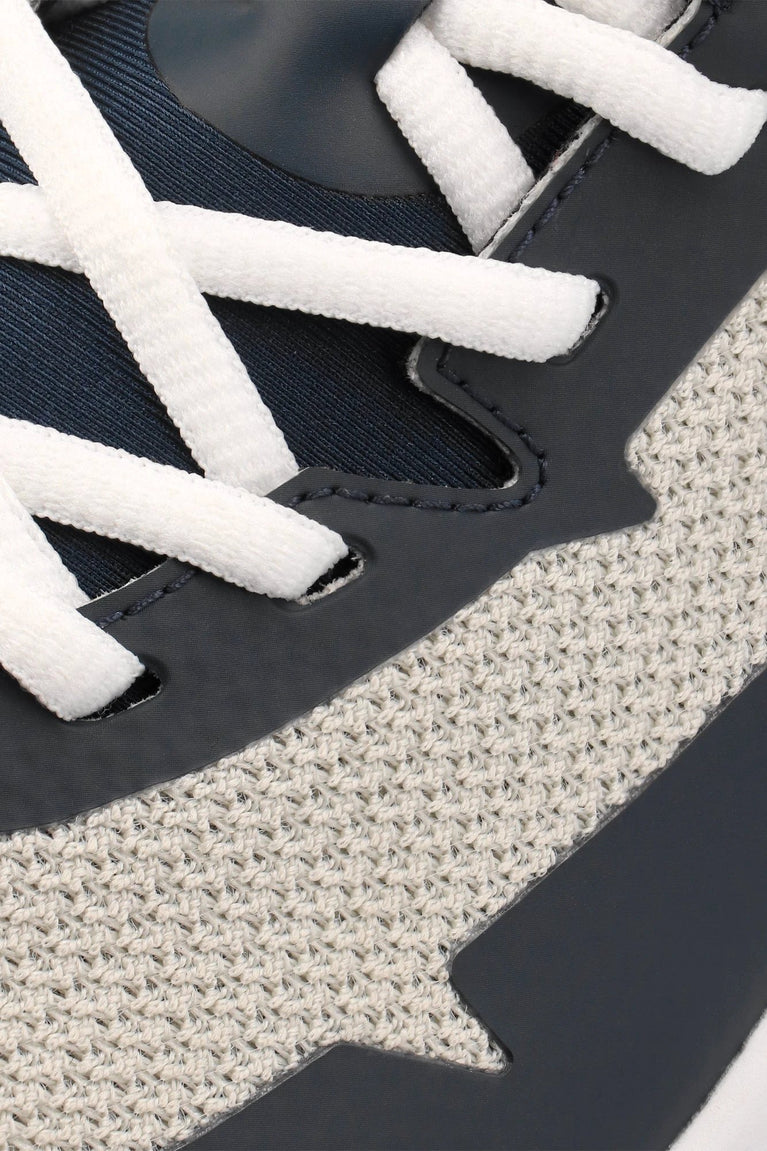 Osaka footwear Kai Mk1 in grey navy with logo in navy. Detail view