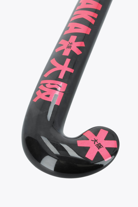 Osaka Field Hockey Stick Low Bow Advanced LTD - Pro Tour | Hot Pink Black field hockey stick with hot pink low-bow head and grip tape