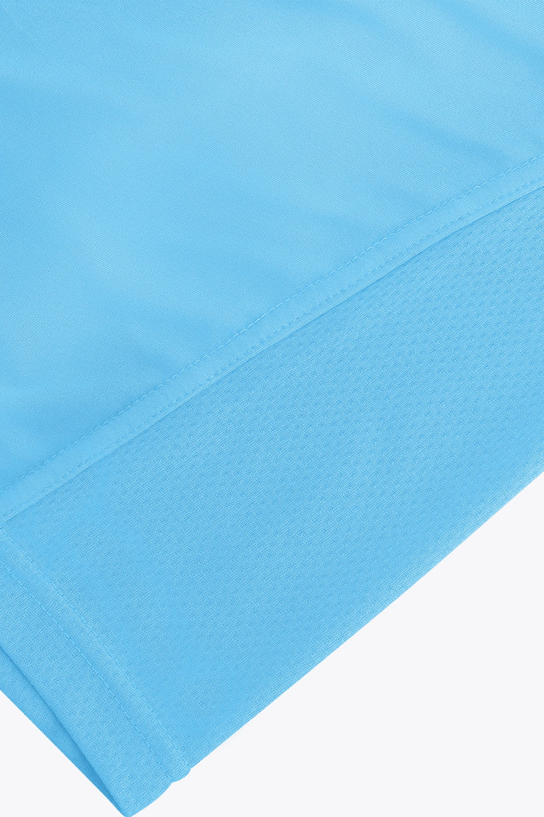 Osaka women singlet in light blue with logo in grey. Detail fabric view