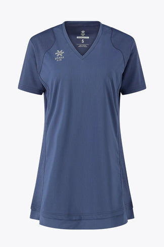 Farbe Osaka Damen-Tech-Kleid mit V-Ausschnitt Osaka Osaka Women V-Neck Tech Dress | Future Dusk - Dresses Apparel