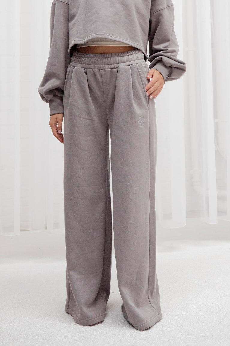 Osaka Women Sweatpants Wide Leg | Cloudburst