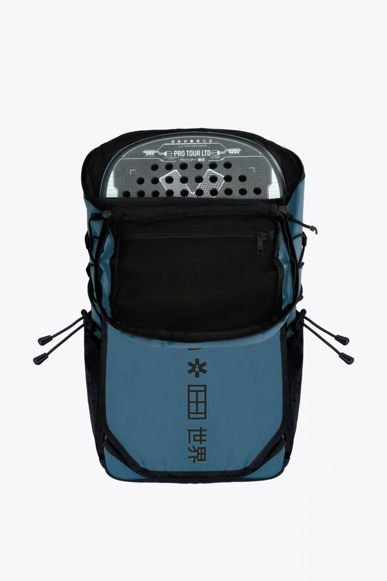  Pro Tour padel backpack in navy with logo in black. Front view with racket in the bag