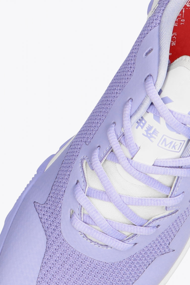 Osaka footwear Kai Mk1 in lilac with logo. Detail shoelace view