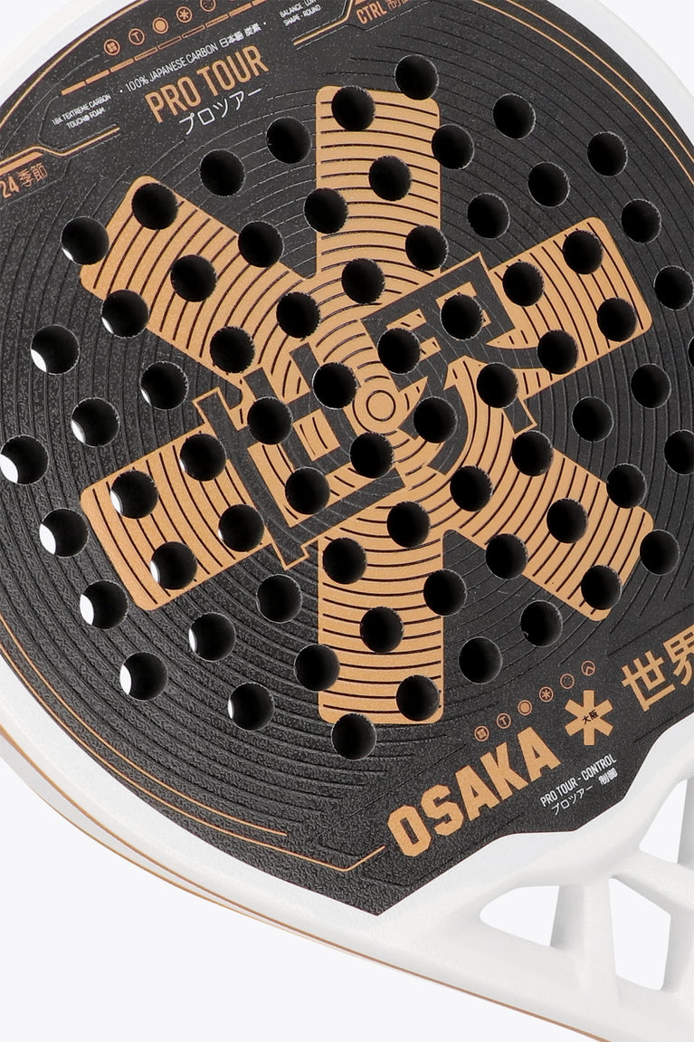Osaka pro tour padel racket white and black with logo in orange. Detail logo view