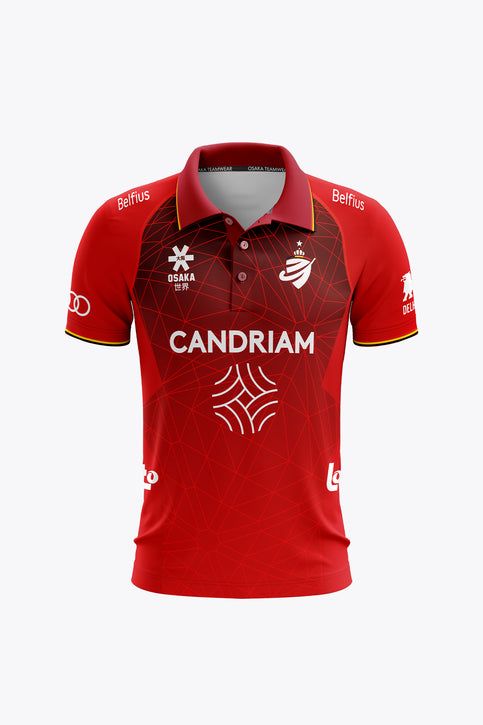 Red women’s polo jersey with collar, short sleeves, geometric pattern and logos